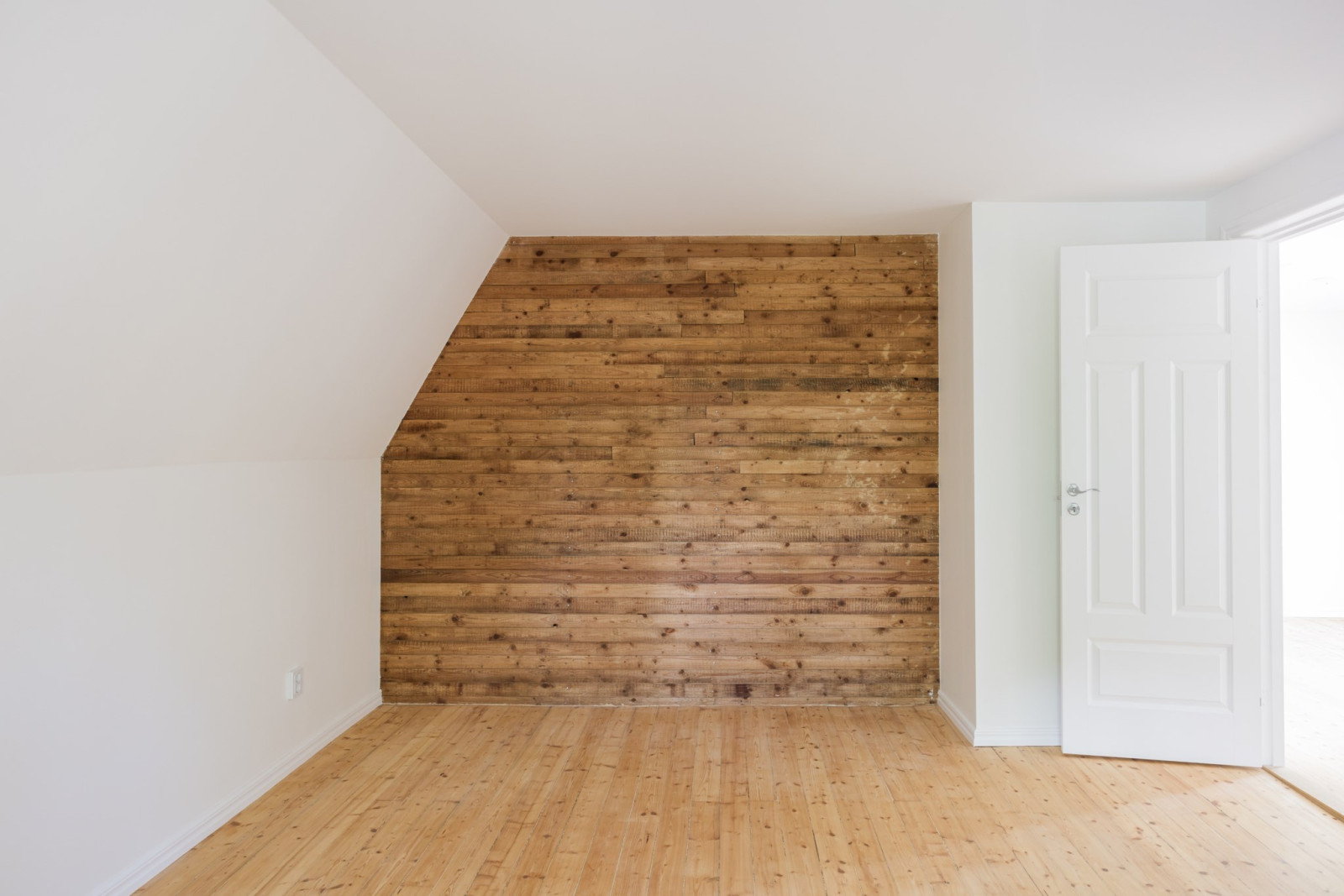 Sovrum 4 Gamla Strängnäsvägen 352