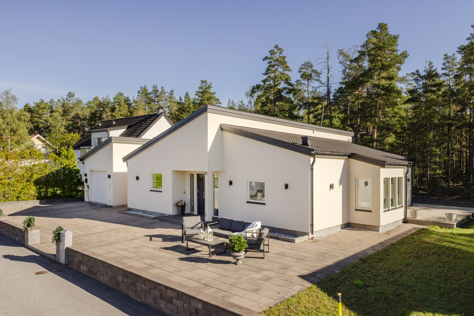 Exteriör Högvretsvägen 16