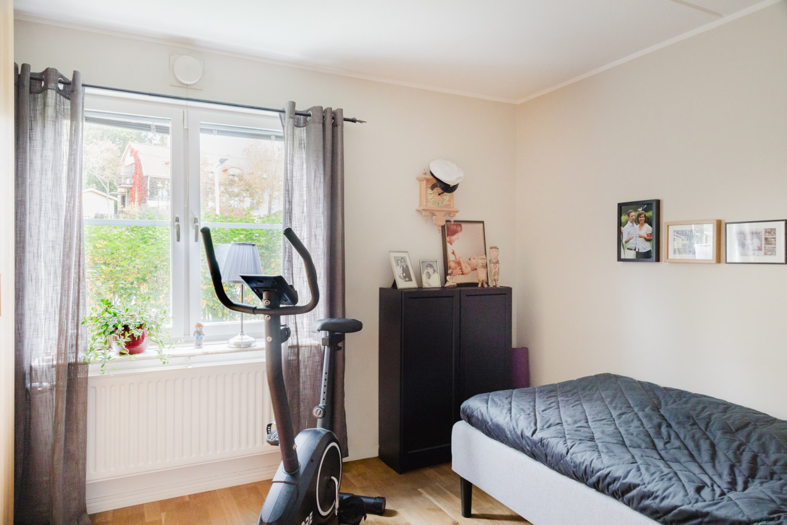 Sovrum 3 Säbytorgsvägen 45