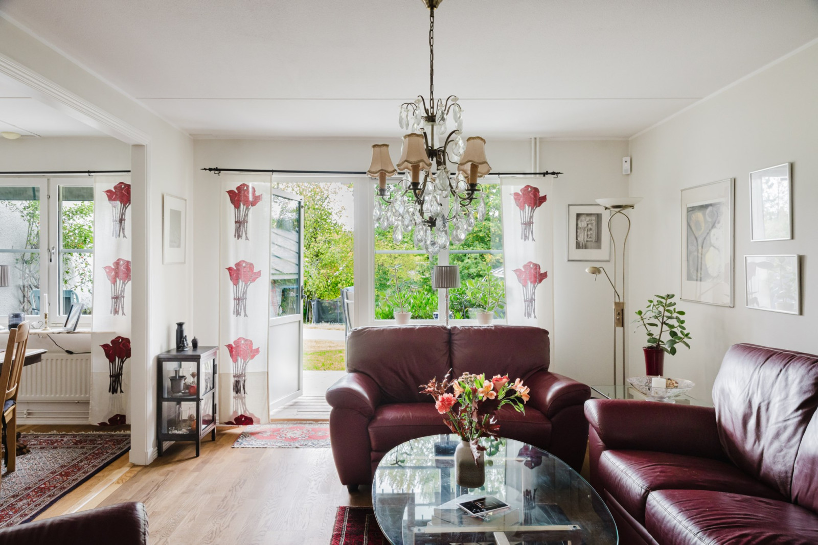 Vardagsrum Säbytorgsvägen 45