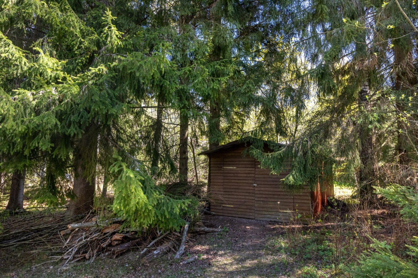 Garage Axviksvägen 8