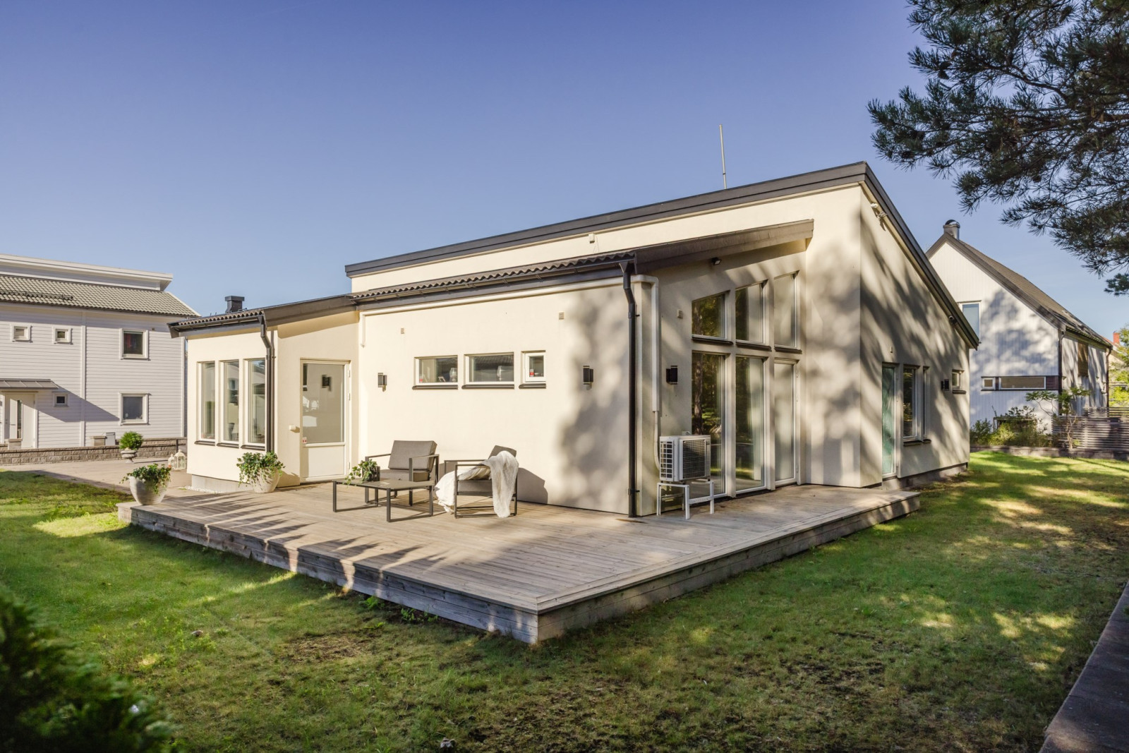 Uteplats Högvretsvägen 16