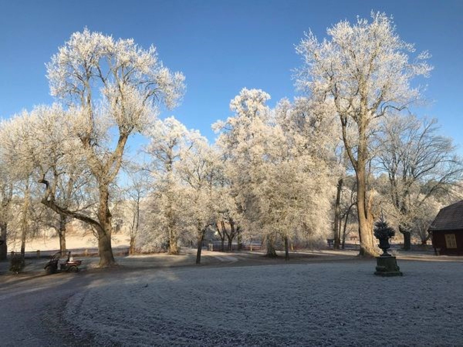 Vinterbild Älvesta säteri 23