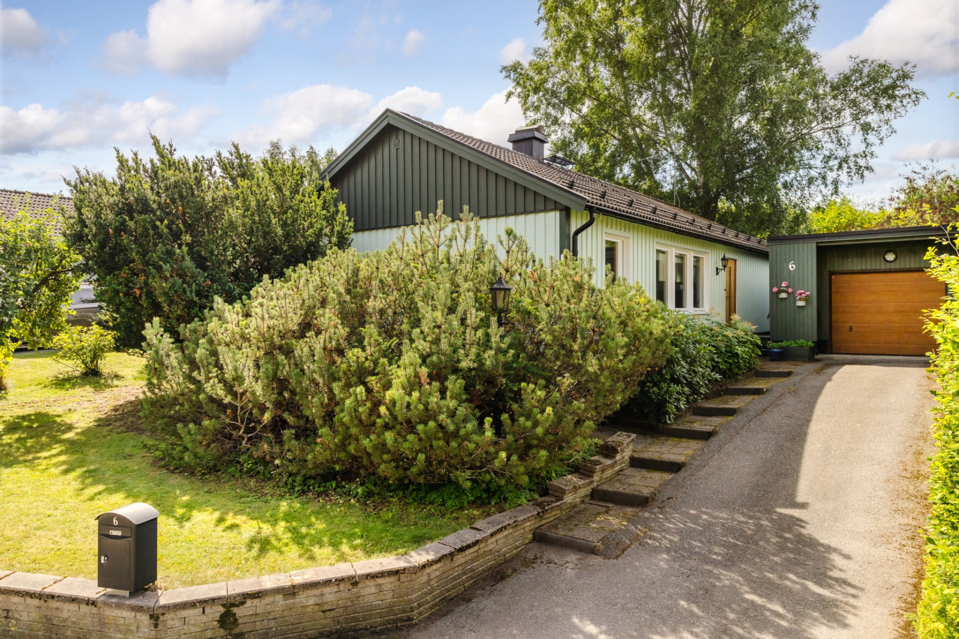 Crusebjörns väg 6